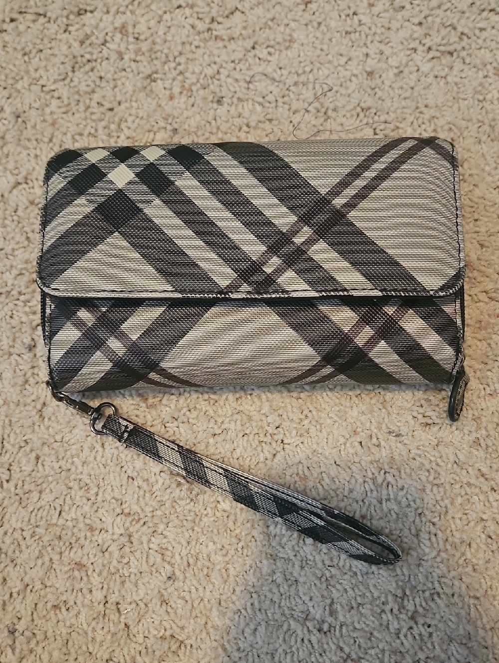 Classic Plaid Wristlet Key & Card Holder - Black and Cream
